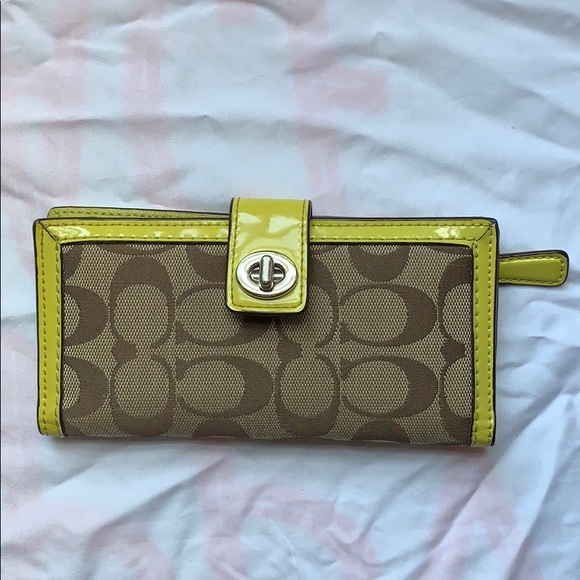 Coach Handbags - Coach wallet Coach Handbags - Coach wallet